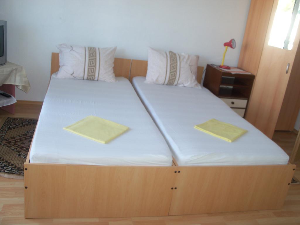 Apartments Radonic Hvar Town Bagian luar foto